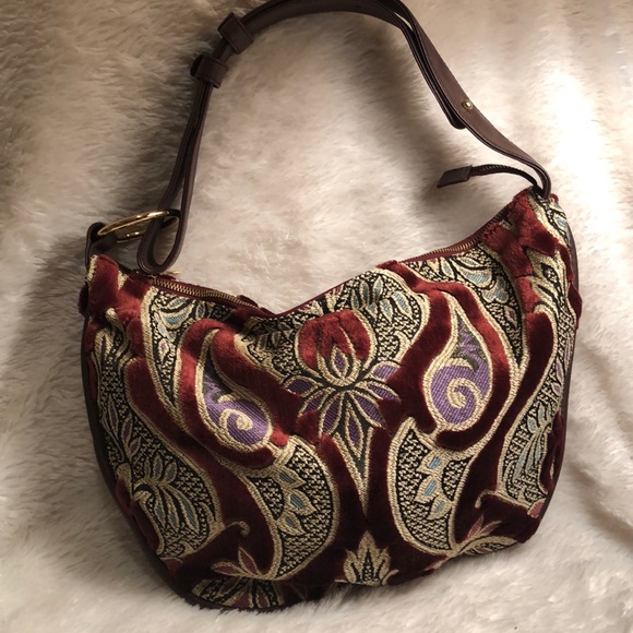 MAXX fabric and leather shoulder strap purse - Picture 2 of 8